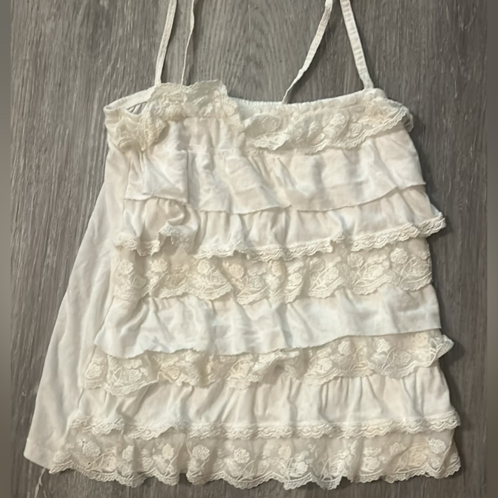 cute hollister top | send offers